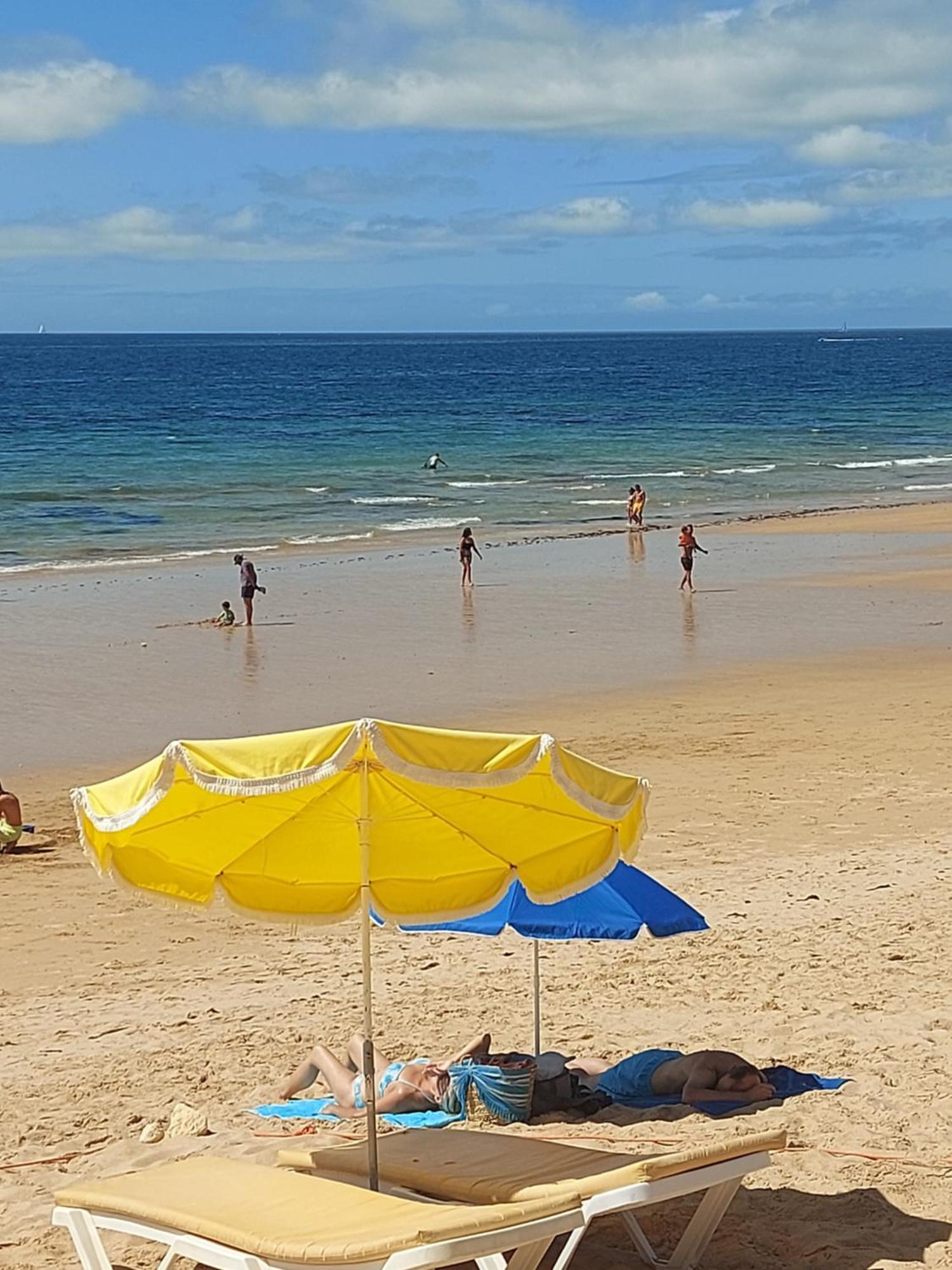 Front Beach Apartment Portimão Eksteriør billede